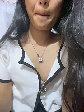 Snapshot of tenten110 chatting on February 2026 05:18:02 AM tenten110 online show from February 2026 05:18:02 AM