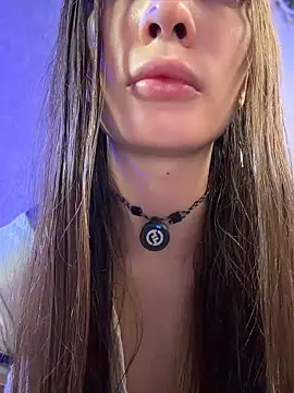 AnnyShore online show from June 2026 12:02:02 AM