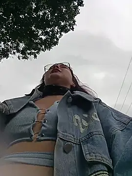 Yulska online show from February 2026 02:35:01 PM