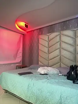 Mily Angel online show from February 2026 12:23:01 PM