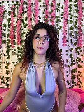 Snapshot of Woo_isDaphne chatting on February 2026 11:01:02 PM Woo isDaphne online show from February 2026 11:01:02 PM