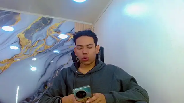 DaviidBuckx  online show from March 2026 02:16:01 AM