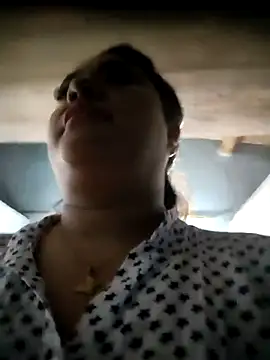 tania queen online show from February 2026 11:34:02 PM