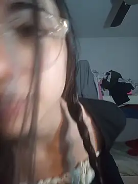 isaaabelaaa online show from April 2026 10:00:02 PM