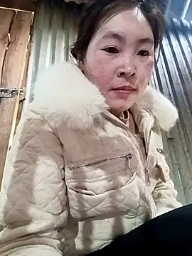 Yiyoongg online show from February 2026 08:16:02 AM