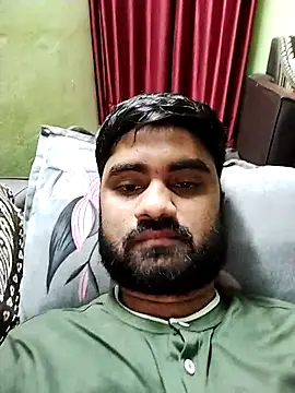 loyalboy 0052 online show from April 2026 10:18:01 PM