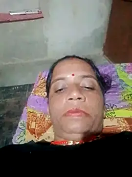 Snapshot of Anitarakkoli chatting on May 2026 10:29:01 PM Anitarakkoli online show from May 2026 10:29:01 PM