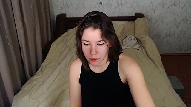 Snapshot of AdelMauds chatting on February 2026 02:57:02 PM AdelMauds online show from February 2026 02:57:02 PM