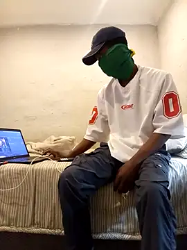 Snapshot of ZEEGOON chatting on February 2026 03:23:02 PM ZEEGOON online show from February 2026 03:23:02 PM