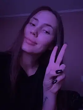Arielle Vade online show from July 2026 08:01:01 PM