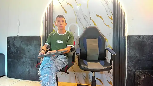 Isaak 26 online show from March 2026 11:05:01 AM