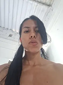 Alannys19 online show from April 2026 08:15:01 PM