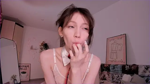 MiaPimmy online show from April 2026 04:12:01 AM