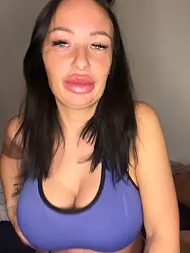 SaraHotDiamond xoxo online show from April 2026 07:19:02 PM