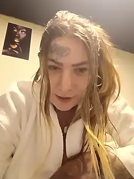 Snapshot of evvys2 chatting on February 2026 03:11:01 AM evvys2 online show from February 2026 03:11:01 AM