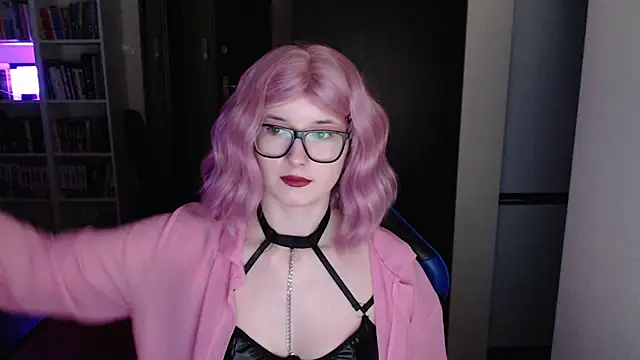 LunaXcherry online show from March 2026 05:41:02 PM