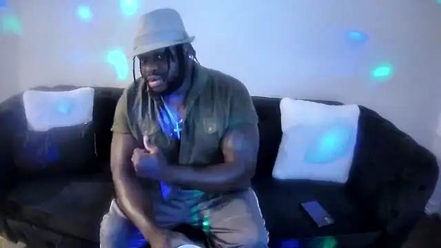 darkstallion7 online show from February 2026 03:58:01 AM