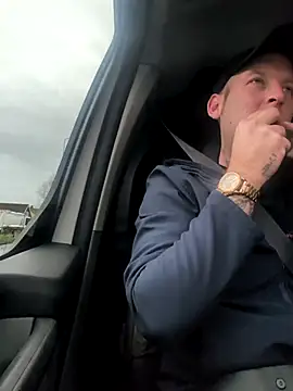 dave32000 online show from February 2026 09:54:01 AM