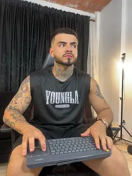 Benjii Carter1 online show from March 2026 03:25:01 AM