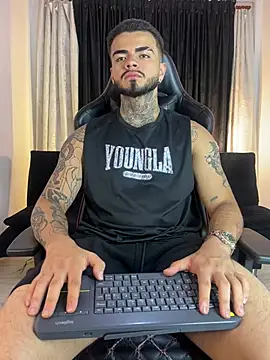 Benjii Carter1 online show from April 2026 02:09:02 AM