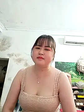 Snapshot of Kee-kimlee chatting on April 2026 09:39:01 PM Kee-kimlee online show from April 2026 09:39:01 PM