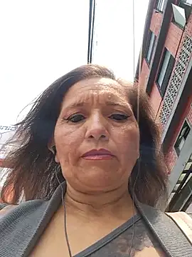 Alexamontiel  online show from April 2026 06:14:02 PM