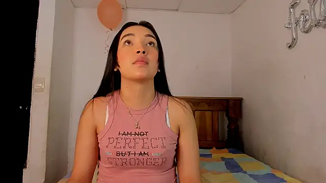 Snapshot of Scarlett_rossii chatting on February 2026 12:21:01 AM Scarlett rossii online show from February 2026 12:21:01 AM