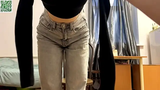 VickieKush online show from April 2026 04:12:02 PM