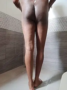 Snapshot of shineboy28 chatting on February 2026 05:50:01 AM shineboy28 online show from February 2026 05:50:01 AM