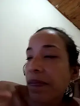 Max and anny online show from April 2026 08:29:01 PM