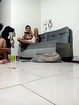 Max and anny online show from April 2026 01:10:01 AM