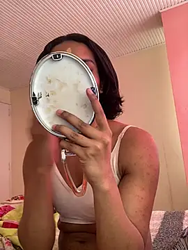 Snapshot of horny_brii chatting on February 2026 03:42:01 PM horny brii online show from February 2026 03:42:01 PM