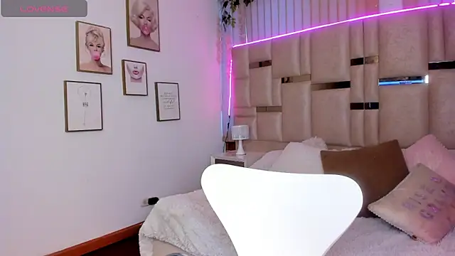 Snapshot of Maya-jhons chatting on February 2026 11:29:01 AM Maya-jhons online show from February 2026 11:29:01 AM