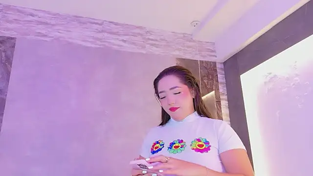 Hannah-Prada online show from February 2026 10:34:02 AM