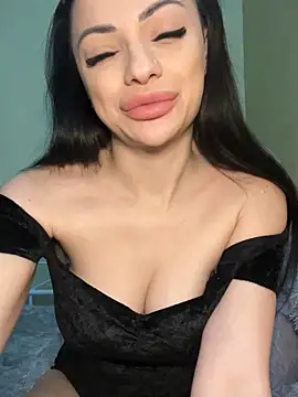 Layana Ro online show from February 2026 05:14:01 PM