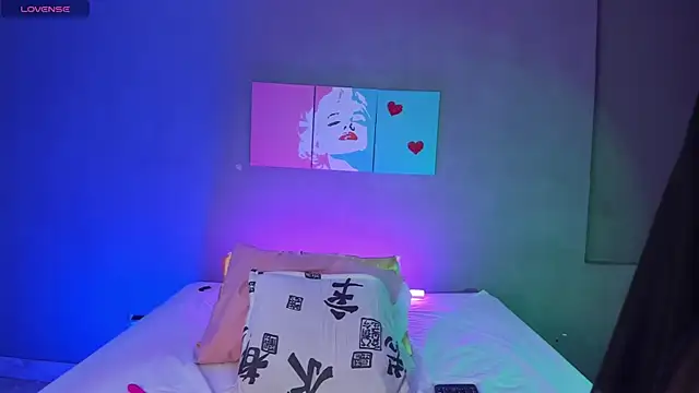 Snapshot of Candymoon88 chatting on February 2026 10:22:01 PM Candymoon88 online show from February 2026 10:22:01 PM