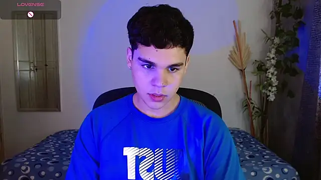 eithan jonnes online show from March 2026 08:04:02 PM