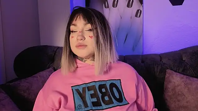 Snapshot of meowboo chatting on February 2026 07:51:01 AM meowboo online show from February 2026 07:51:01 AM