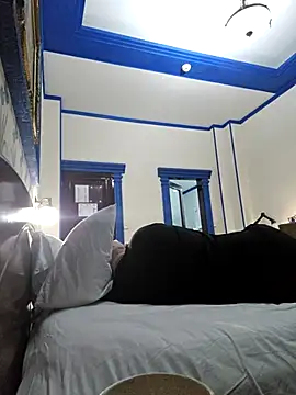 Snapshot of sk8brd_snwbrd_no_snitch chatting on February 2026 11:57:02 PM sk8brd snwbrd no snitch online show from February 2026 11:57:02 PM