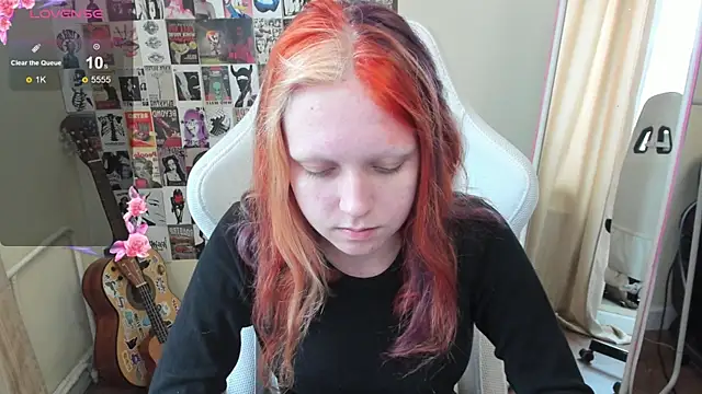 NikolFlostt online show from April 2026 01:01:02 AM