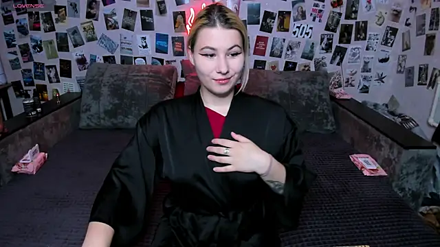 x Ulya1cutex online show from June 2026 04:44:01 PM