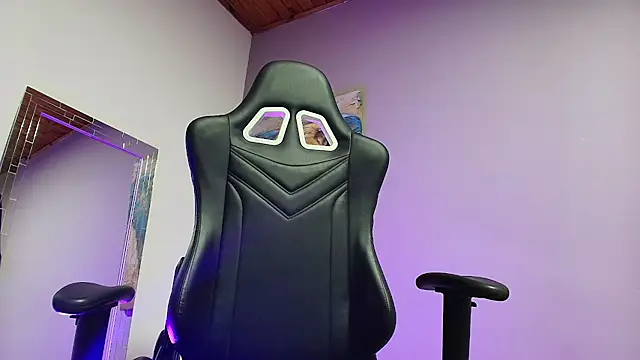 Snapshot of Noah-JONES chatting on February 2026 03:36:02 AM Noah-JONES online show from February 2026 03:36:02 AM