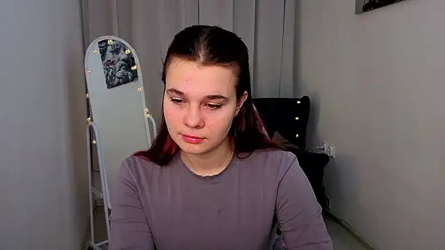 Snapshot of Monaswetty chatting on March 2026 05:24:02 AM Monaswetty online show from March 2026 05:24:02 AM