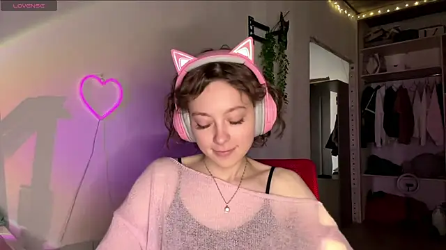 SlunkRear online show from April 2026 10:23:02 PM