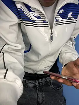 Snapshot of mondacuo3000 chatting on February 2026 11:44:01 AM mondacuo3000 online show from February 2026 11:44:01 AM