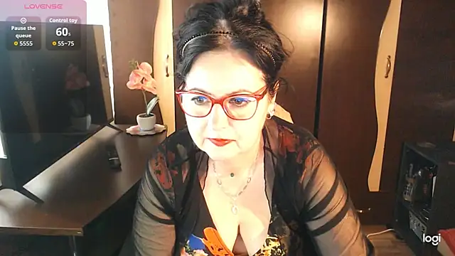 exiMIlf online show from April 2026 12:28:01 PM