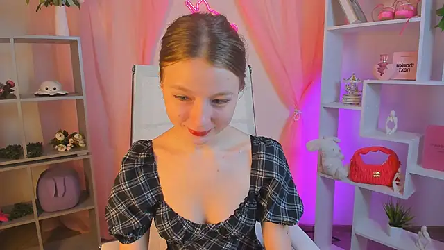 Snapshot of ElliFrankenweenie chatting on February 2026 06:23:01 AM ElliFrankenweenie online show from February 2026 06:23:01 AM