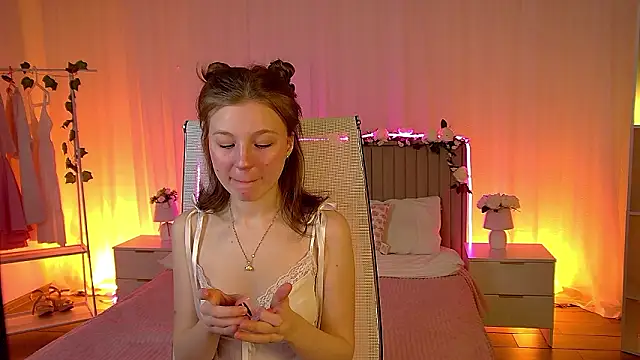 ElliFrankenweenie online show from March 2026 07:03:02 AM