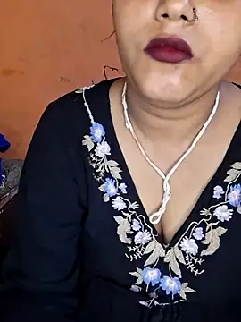 Nency Love143 online show from June 2026 10:17:02 AM