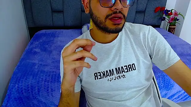 Snapshot of J_black_ chatting on February 2026 09:11:01 PM J black online show from February 2026 09:11:01 PM